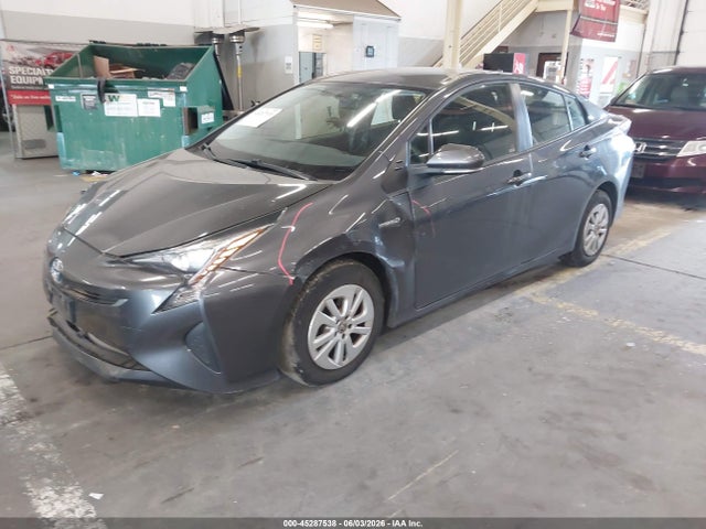 Toyota Prius Two 2016 JTDKBRFU0G3005919 Image 2