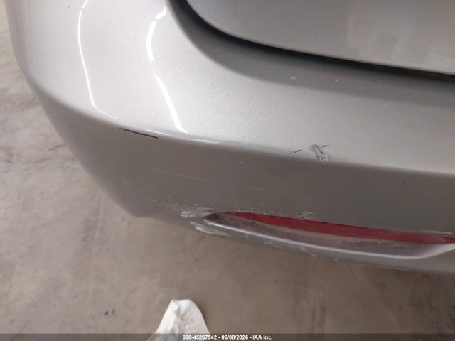 45287542 :رقم المزاد ، 2C4RC1DG1MR520523 vin ، 2021 Chrysler Voyager Lxi مزاد بيع