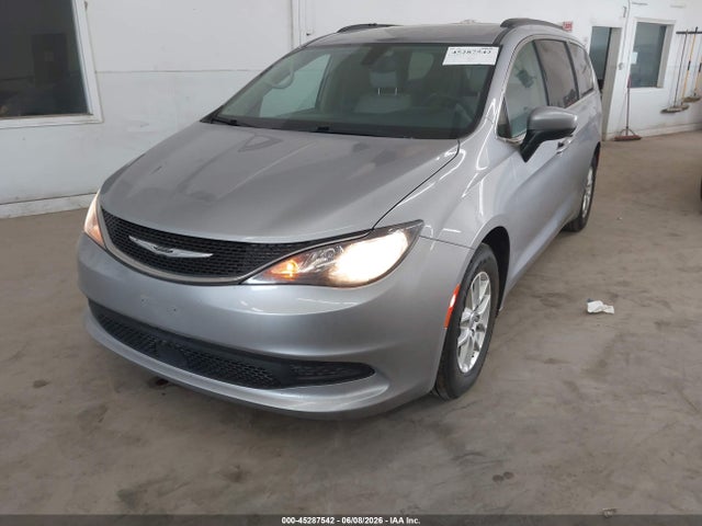 45287542 :رقم المزاد ، 2C4RC1DG1MR520523 vin ، 2021 Chrysler Voyager Lxi مزاد بيع