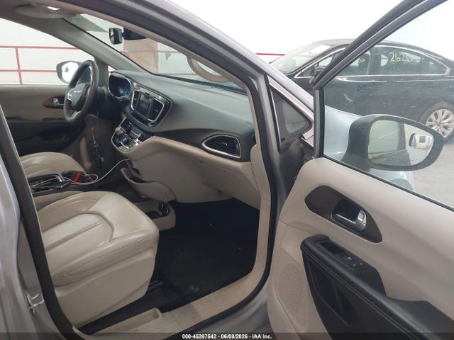 45287542 :رقم المزاد ، 2C4RC1DG1MR520523 vin ، 2021 Chrysler Voyager Lxi مزاد بيع