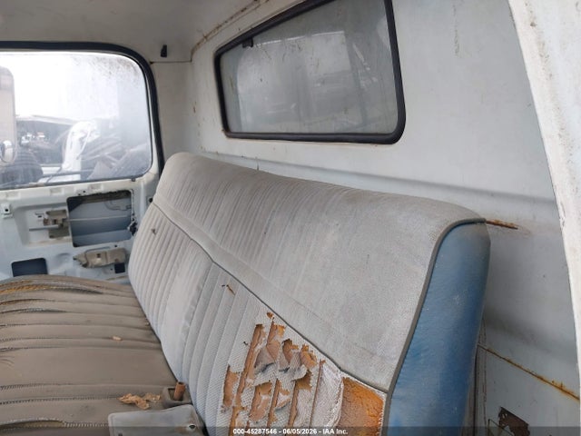1986 Chevrolet C5000 C5d042 მანქანა იყიდება აუქციონზე, vin: 1GBC5D1A5GV106328, აუქციონის ნომერი: 45287546