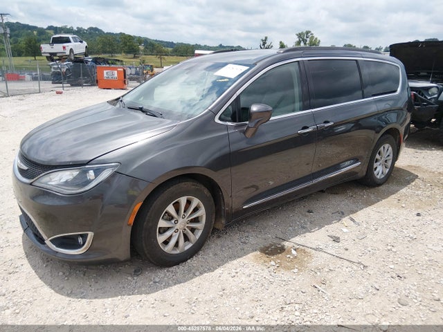 2017 Chrysler Pacifica Touring-l მანქანა იყიდება აუქციონზე, vin: 2C4RC1BGXHR524482, აუქციონის ნომერი: 45287578