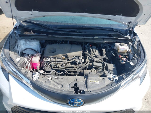 Toyota SIENNA XLE 2023 5TDJRKEC7PS165818 Image 10
