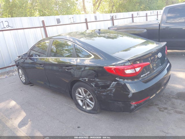 Hyundai SONATA ECO 2016 5NPE24AA5GH399824 Image 3