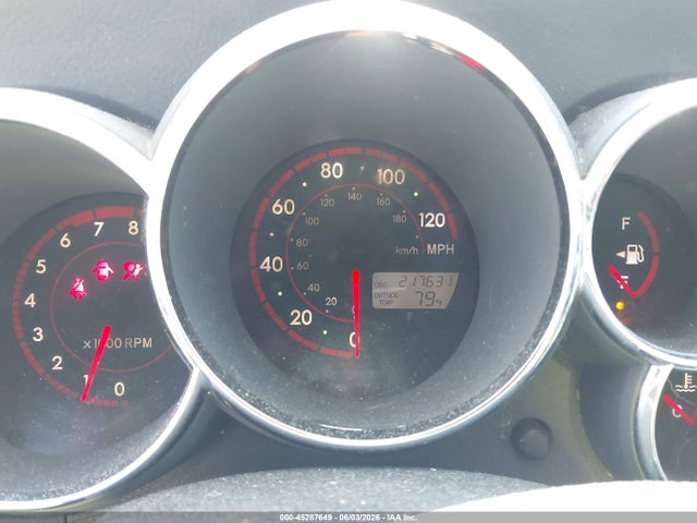 2005 Pontiac Vibe მანქანა იყიდება აუქციონზე, vin: 5Y2SL638X5Z422753, აუქციონის ნომერი: 45287649