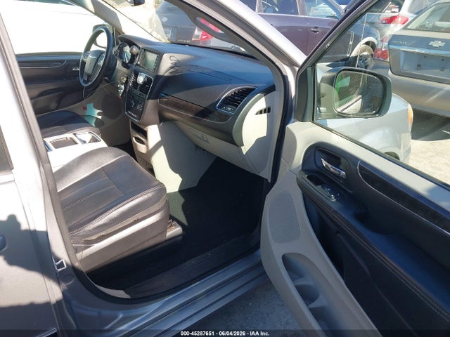 Продаж на аукціоні авто 2016 Chrysler Town & Country Touring, vin: 2C4RC1BG4GR261646, номер лоту: 45287651