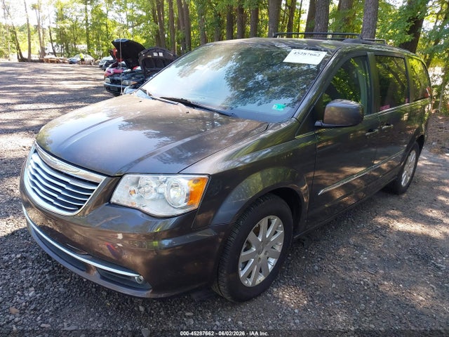 2016 Chrysler Town & Country Touring მანქანა იყიდება აუქციონზე, vin: 2C4RC1BG7GR252410, აუქციონის ნომერი: 45287662