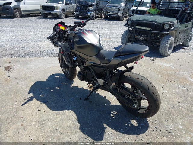 Kawasaki Ex650 N 2022 ML5EXEN19NDA72988 Image 3