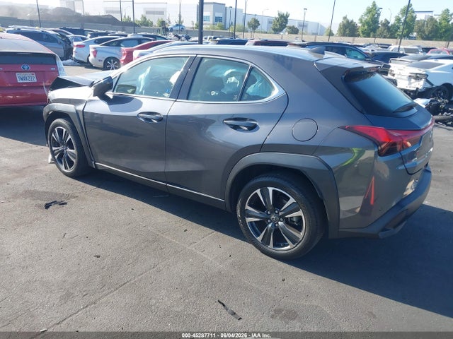 JTHX3JBH5N2045945 Lexus UX 200