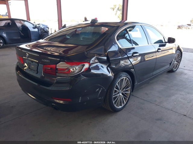 BMW 530I 2018 WBAJA5C54JWA57709 Image 4