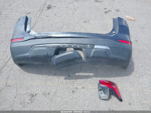 2GNAXUEV0N6144651 Chevrolet Equinox Awd Lt