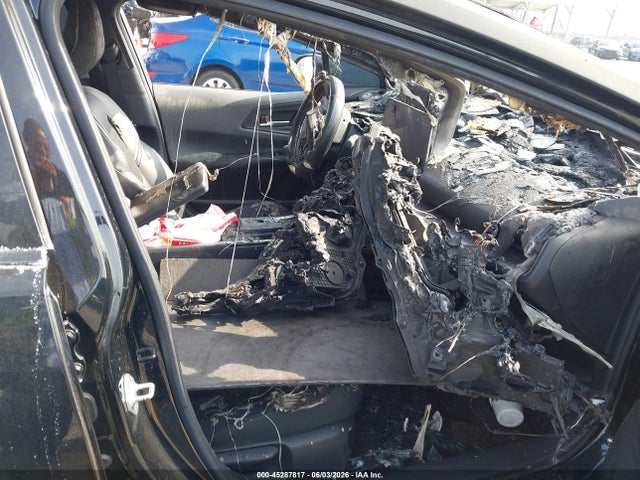 Toyota PRIUS XLE 2024 JTDACAAU2R3015789 Image 5