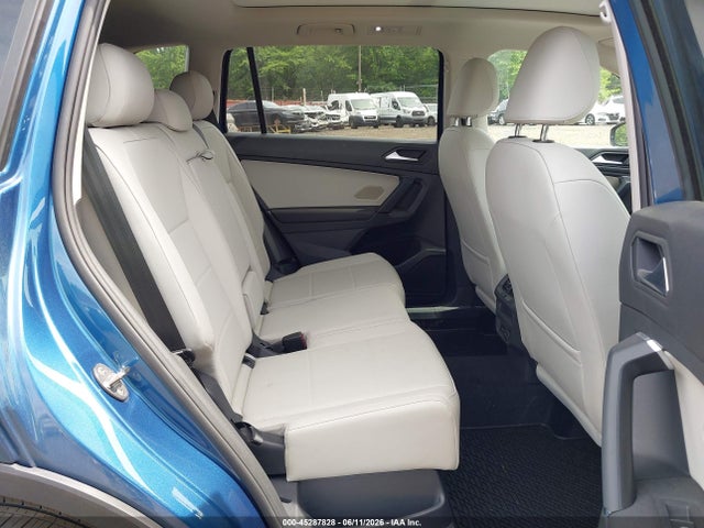 Продажа на аукционе авто 2019 Volkswagen Tiguan 2.0t Se/2.0t Sel/2.0t Sel R-line/2.0t Sel R-line Black, vin: 3VV2B7AX2KM016550, номер лота: 45287828