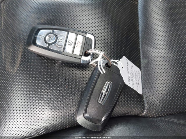 45288016 :رقم المزاد ، 5LM5J7XC8LGL02720 vin ، 2020 Lincoln Aviator Reserve مزاد بيع