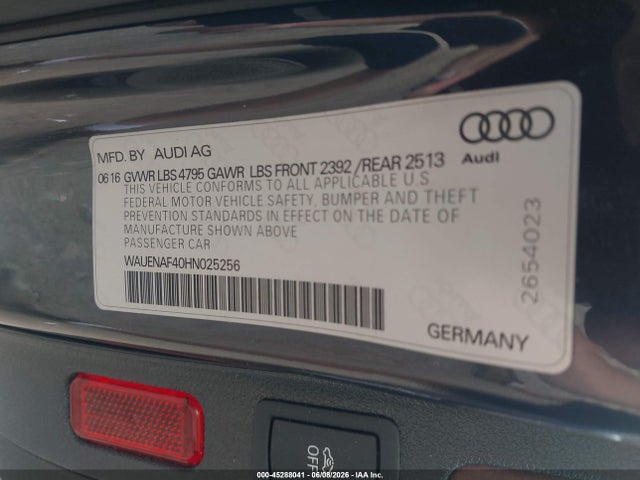 Продажа на аукционе авто 2017 Audi A4 2.0t Premium, vin: WAUENAF40HN025256, номер лота: 45288041