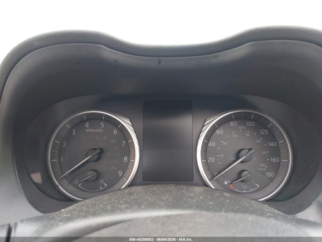 JN1EV7AP5JM591922 Infiniti Q50 3.0t Luxe