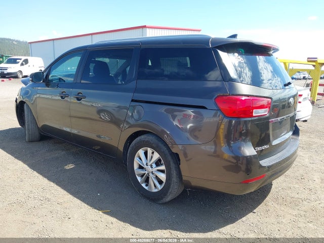 KIA SEDONA LX 2017 KNDMB5C14H6340094 Image 3