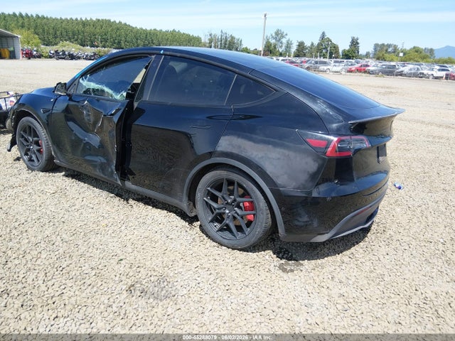 2022 Tesla Model Y Performance Dual Motor All-wheel Drive მანქანა იყიდება აუქციონზე, vin: 7SAYGDEF4NF397369, აუქციონის ნომერი: 45288079