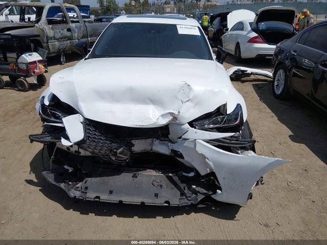 Lexus IS 300 2020 JTHGA1D23L5102427 Image 12