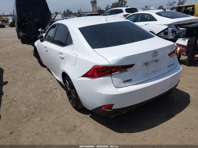 Lexus IS 300 2020 JTHGA1D23L5102427 Image 3