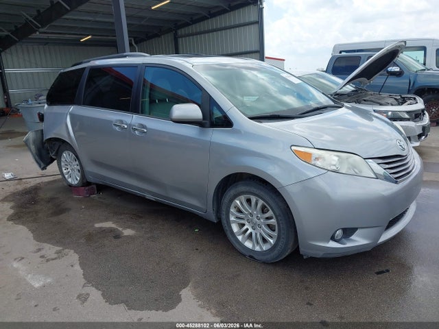 Aukcja sprzedaży 2017 Toyota Sienna Xle Premium 8 Passenger, vin: 5TDYZ3DCXHS854792, numer aukcji: 45288102