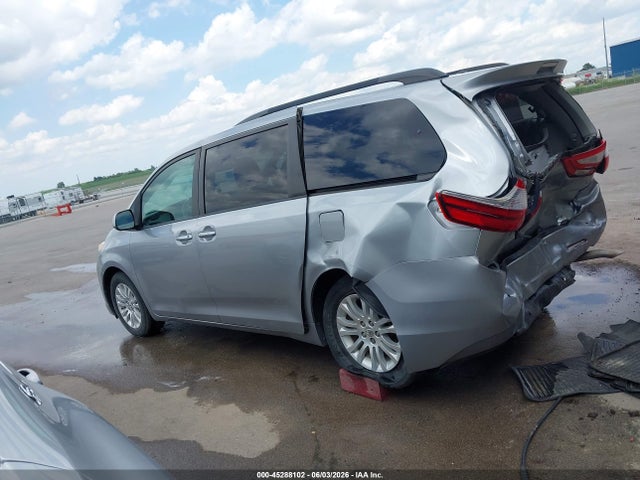 Продажа на аукционе авто 2017 Toyota Sienna Xle Premium 8 Passenger, vin: 5TDYZ3DCXHS854792, номер лота: 45288102