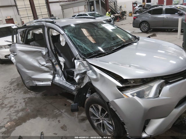 JTMRJREV0JD180961 Toyota Rav4 Hybrid Le
