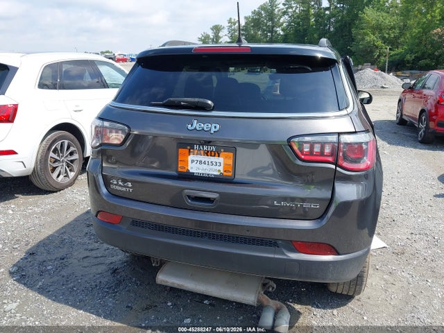 45288247 :رقم المزاد ، 3C4NJDCB0JT299291 vin ، 2018 Jeep Compass Limited 4x4 مزاد بيع