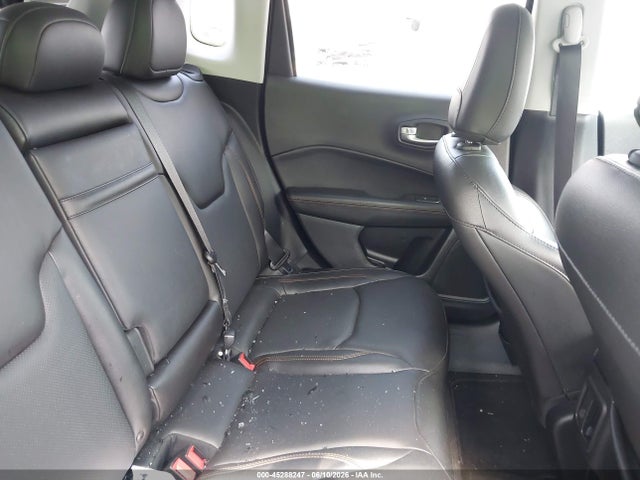 45288247 :رقم المزاد ، 3C4NJDCB0JT299291 vin ، 2018 Jeep Compass Limited 4x4 مزاد بيع