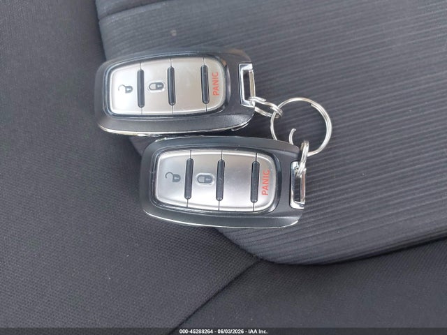 Chrysler Voyager Lx 2020 2C4RC1CG9LR205131 Image 11