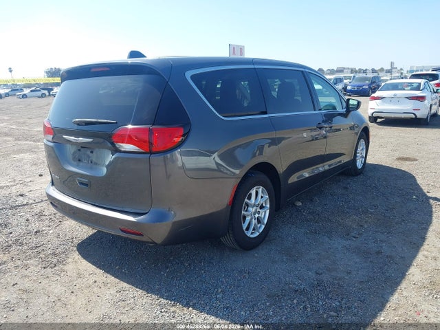 Chrysler Voyager Lx 2020 2C4RC1CG4LR205134 Image 4