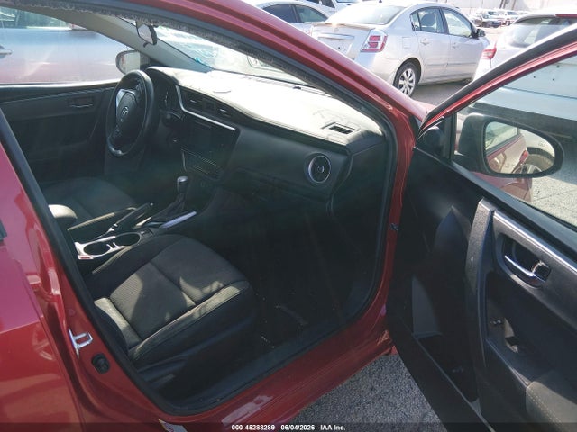 Toyota COROLLA LE 2018 5YFBURHE9JP835796 Image 5
