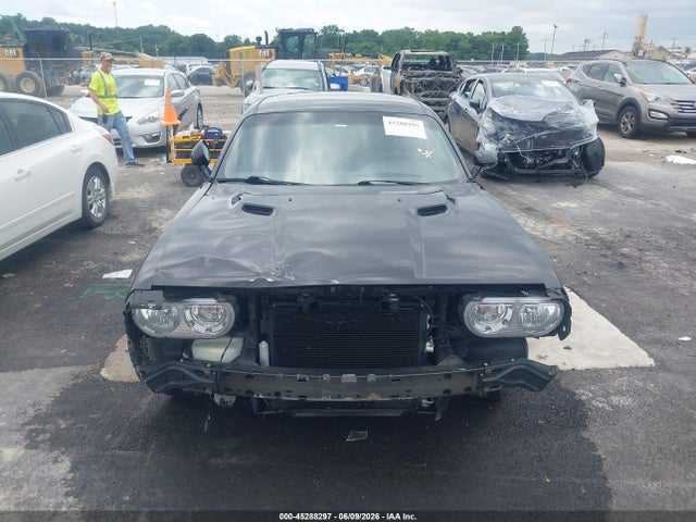 45288297 :رقم المزاد ، 2C3CDYAGXEH313706 vin ، 2014 Dodge Challenger Sxt مزاد بيع