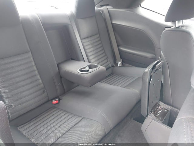 45288297 :رقم المزاد ، 2C3CDYAGXEH313706 vin ، 2014 Dodge Challenger Sxt مزاد بيع