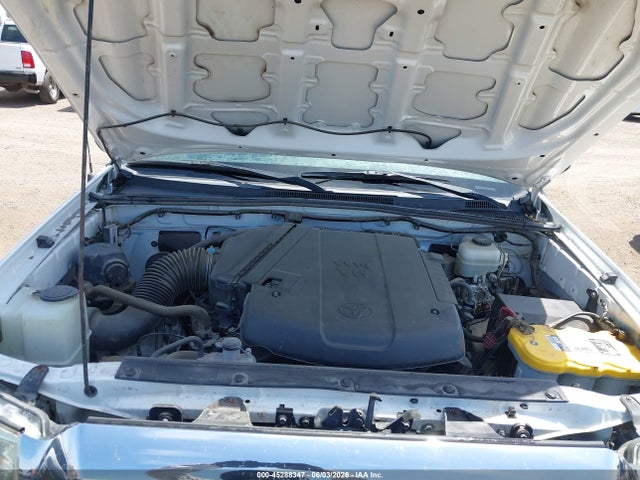 Toyota Tacoma Base V6 2015 3TMLU4EN5FM175637 Image 10