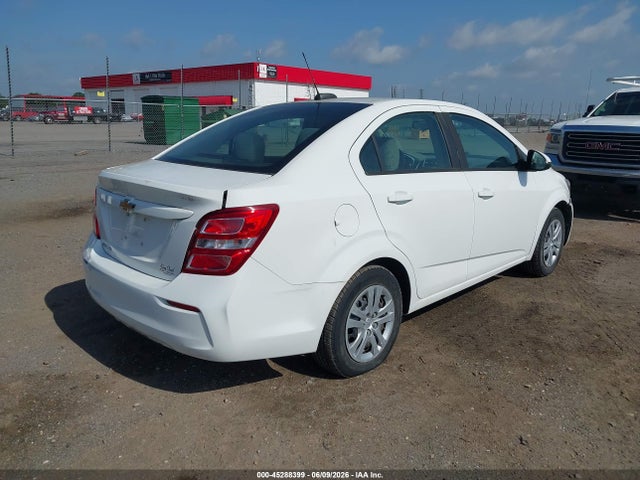 Продажа на аукционе авто 2017 Chevrolet Sonic Ls Auto, vin: 1G1JB5SH5H4167403, номер лота: 45288399