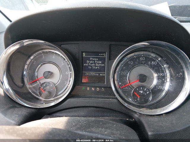 2014 Chrysler Town & Country Touring-l მანქანა იყიდება აუქციონზე, vin: 2C4RC1CG2ER165266, აუქციონის ნომერი: 45288408