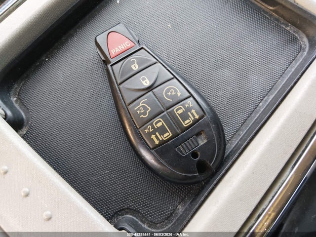Продаж на аукціоні авто 2011 Chrysler Town & Country Touring-l, vin: 2A4RR8DG4BR713344, номер лоту: 45288441