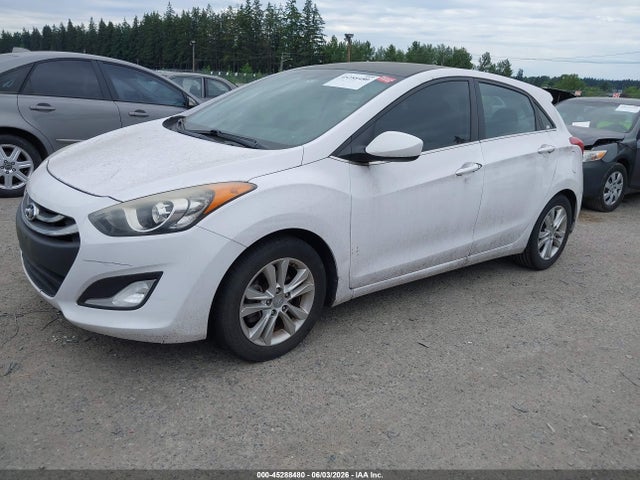 2014 Hyundai Elantra Gt მანქანა იყიდება აუქციონზე, vin: KMHD35LHXEU229806, აუქციონის ნომერი: 45288480