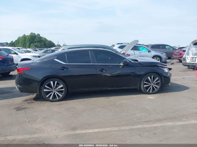 45288504 :رقم المزاد ، 1N4BL4CV0MN382575 vin ، 2021 Nissan Altima Sr Fwd مزاد بيع