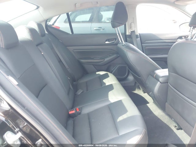 45288504 :رقم المزاد ، 1N4BL4CV0MN382575 vin ، 2021 Nissan Altima Sr Fwd مزاد بيع