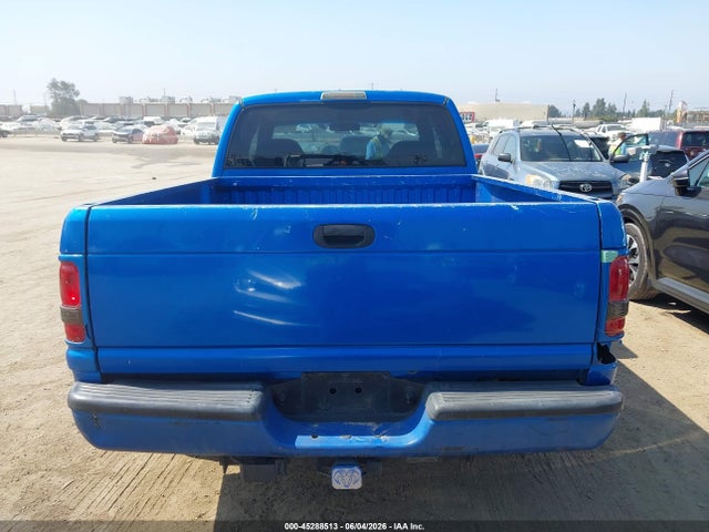 45288513 :رقم المزاد ، 1B7HC13Y6WJ111804 vin ، 1998 Dodge Ram 1500 St مزاد بيع