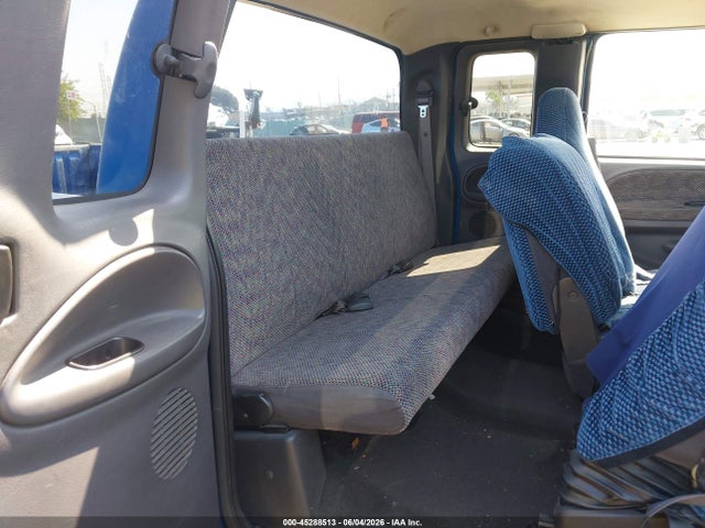 45288513 :رقم المزاد ، 1B7HC13Y6WJ111804 vin ، 1998 Dodge Ram 1500 St مزاد بيع