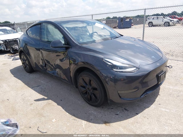 Tesla Model Y Long Range Dual Motor Rear-wheel Drive 2025 7SAYGDED7SA347251 main image