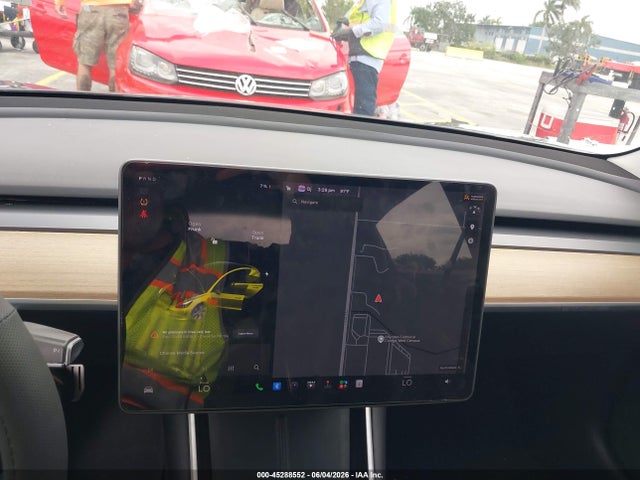 Продажа на аукционе авто 2020 Tesla Model 3 Standard Range Plus Rear-wheel Drive/standard Range Rear-wheel Drive, vin: 5YJ3E1EA4LF597181, номер лота: 45288552