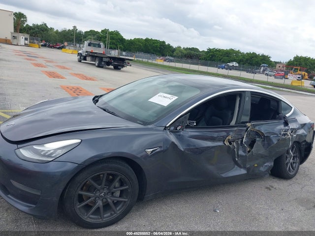 Продажа на аукционе авто 2020 Tesla Model 3 Standard Range Plus Rear-wheel Drive/standard Range Rear-wheel Drive, vin: 5YJ3E1EA4LF597181, номер лота: 45288552