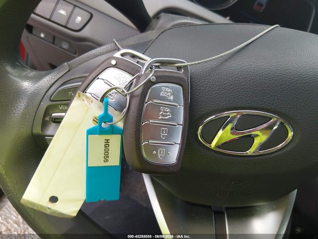 2020 Hyundai Ioniq Hybrid Blue მანქანა იყიდება აუქციონზე, vin: KMHC65LC4LU202413, აუქციონის ნომერი: 45288558