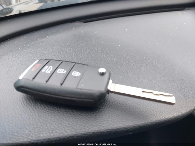 45288563 :رقم المزاد ، 5XXGT4L34JG219871 vin ، 2018 Kia Optima S مزاد بيع