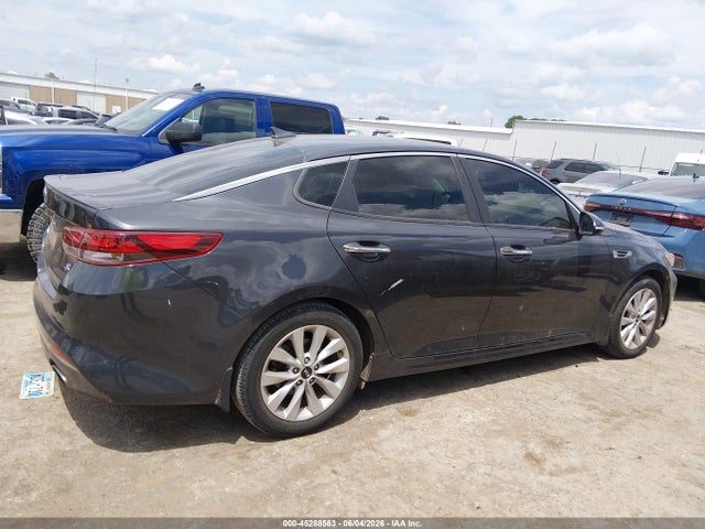 45288563 :رقم المزاد ، 5XXGT4L34JG219871 vin ، 2018 Kia Optima S مزاد بيع