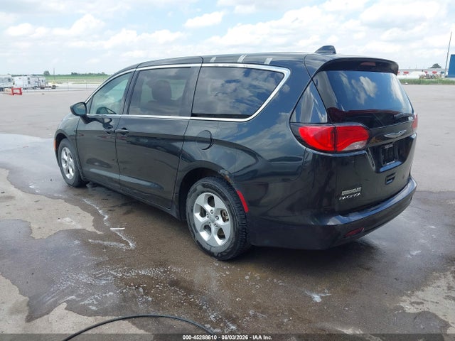 Chrysler Pacifica Lx 2017 2C4RC1CG1HR522005 Image 3